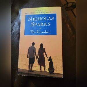 Nicholas Sparks 'The Guardian' Book